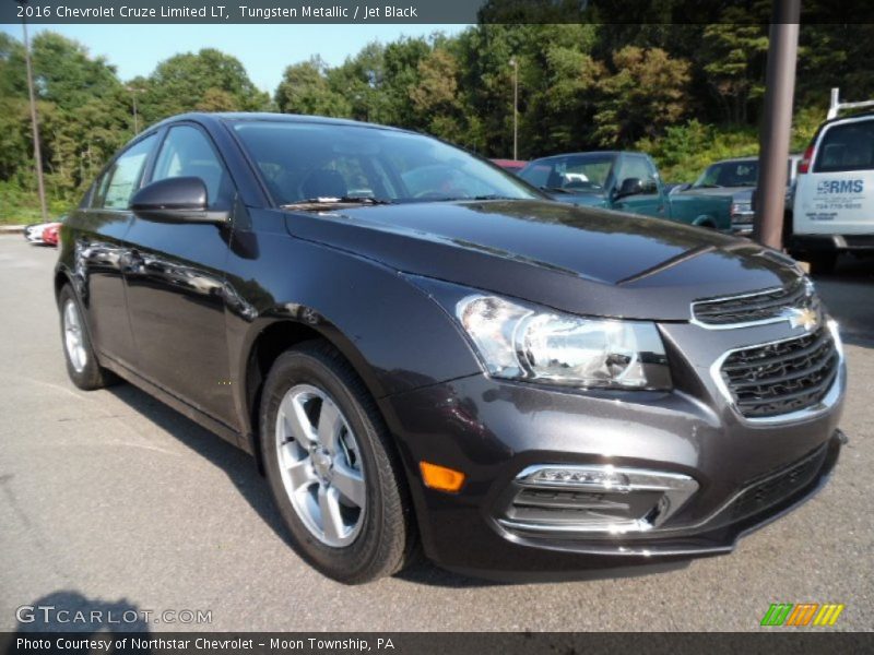 Tungsten Metallic / Jet Black 2016 Chevrolet Cruze Limited LT