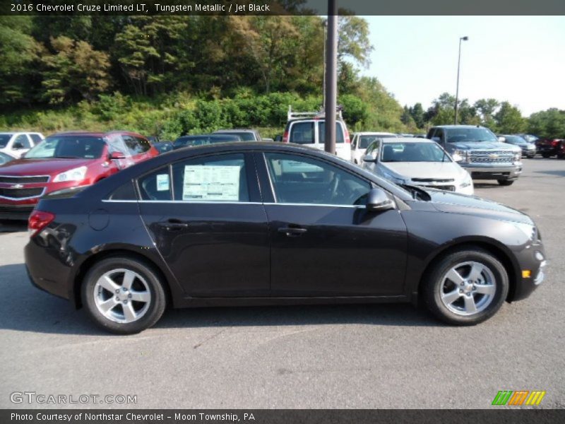 Tungsten Metallic / Jet Black 2016 Chevrolet Cruze Limited LT