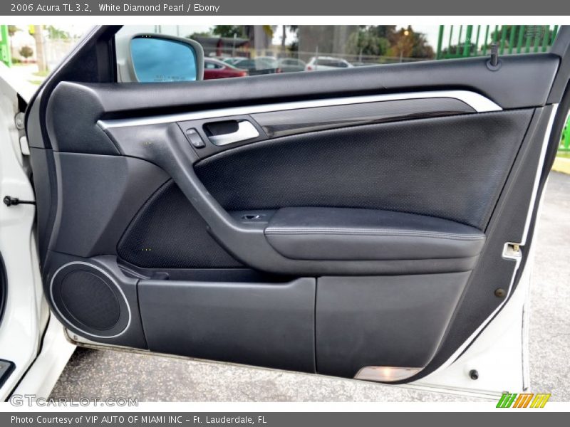White Diamond Pearl / Ebony 2006 Acura TL 3.2