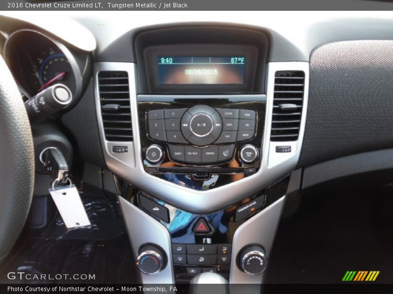 Tungsten Metallic / Jet Black 2016 Chevrolet Cruze Limited LT