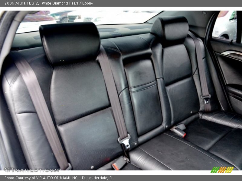 White Diamond Pearl / Ebony 2006 Acura TL 3.2