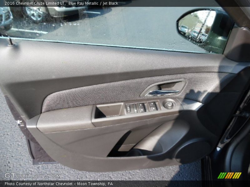 Blue Ray Metallic / Jet Black 2016 Chevrolet Cruze Limited LT