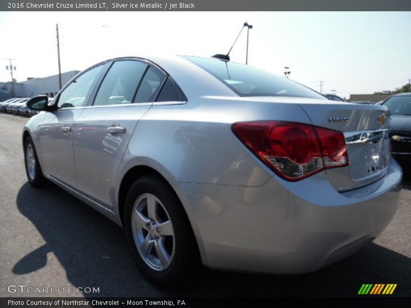 Silver Ice Metallic / Jet Black 2016 Chevrolet Cruze Limited LT