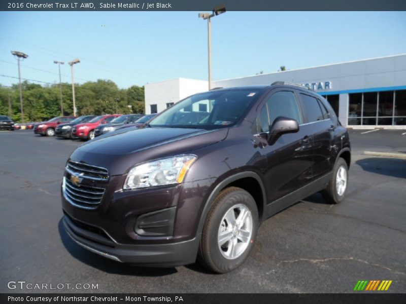 Front 3/4 View of 2016 Trax LT AWD