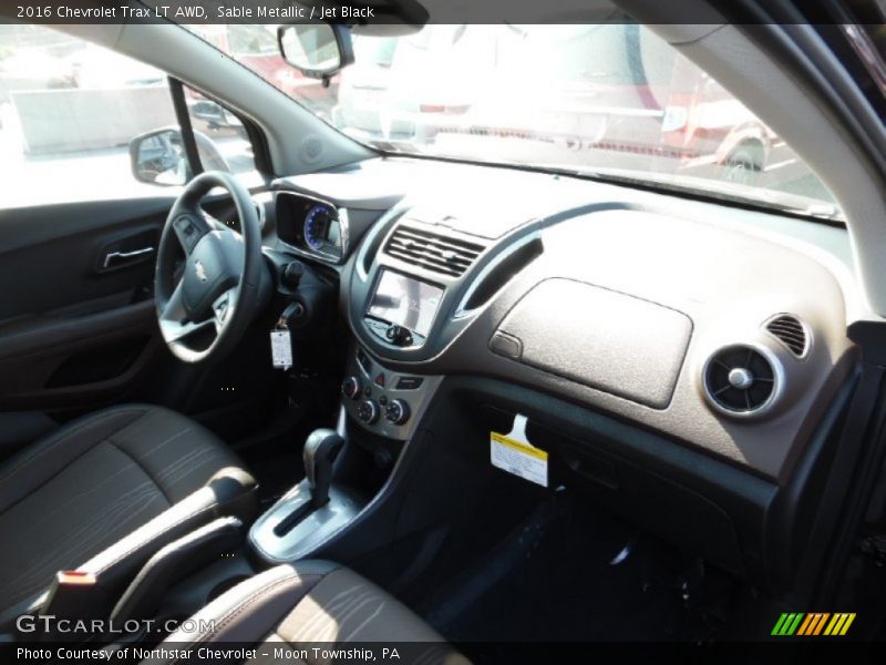 Sable Metallic / Jet Black 2016 Chevrolet Trax LT AWD