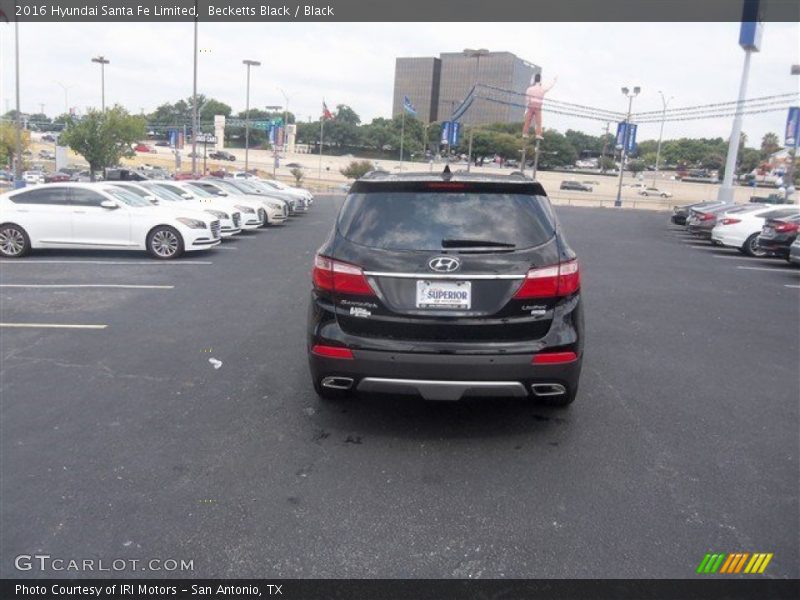 Becketts Black / Black 2016 Hyundai Santa Fe Limited