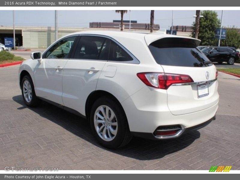 White Diamond Pearl / Parchment 2016 Acura RDX Technology