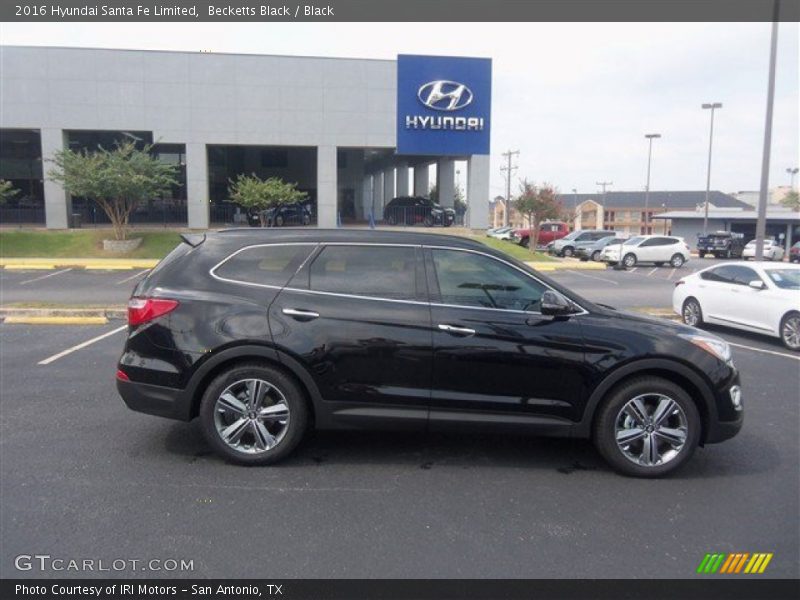 Becketts Black / Black 2016 Hyundai Santa Fe Limited