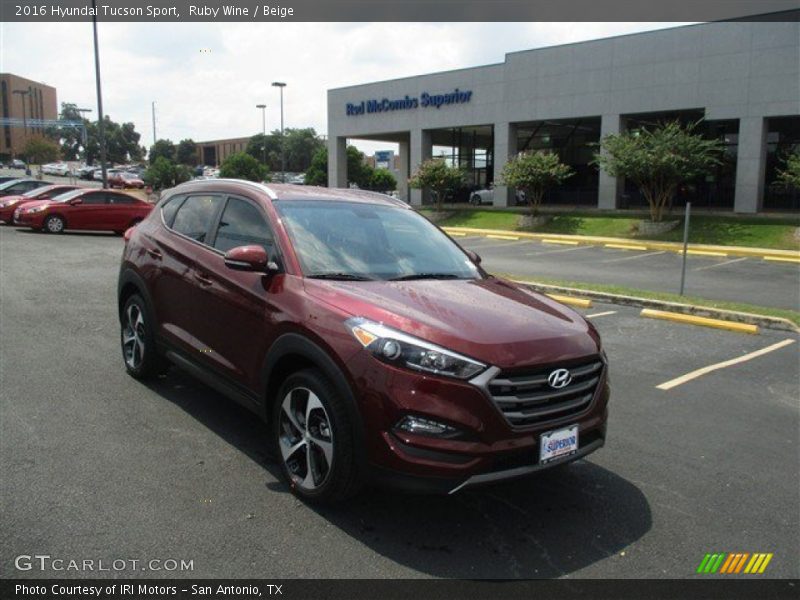 Ruby Wine / Beige 2016 Hyundai Tucson Sport