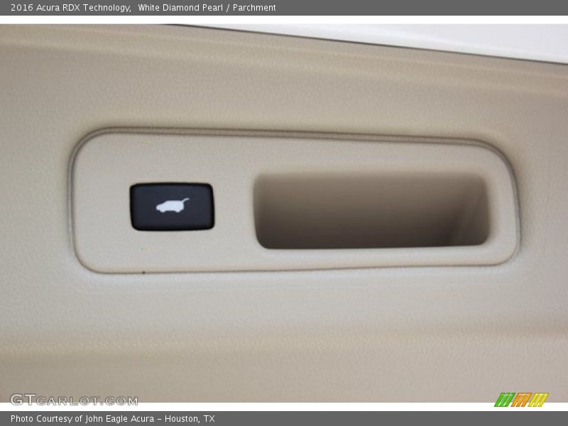 White Diamond Pearl / Parchment 2016 Acura RDX Technology