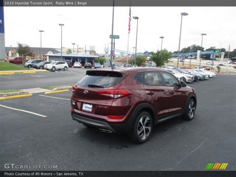 Ruby Wine / Beige 2016 Hyundai Tucson Sport