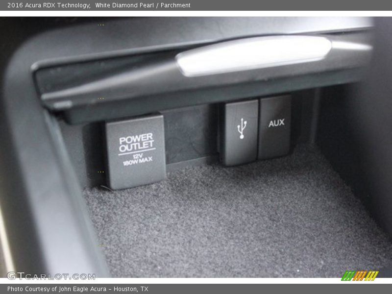 White Diamond Pearl / Parchment 2016 Acura RDX Technology