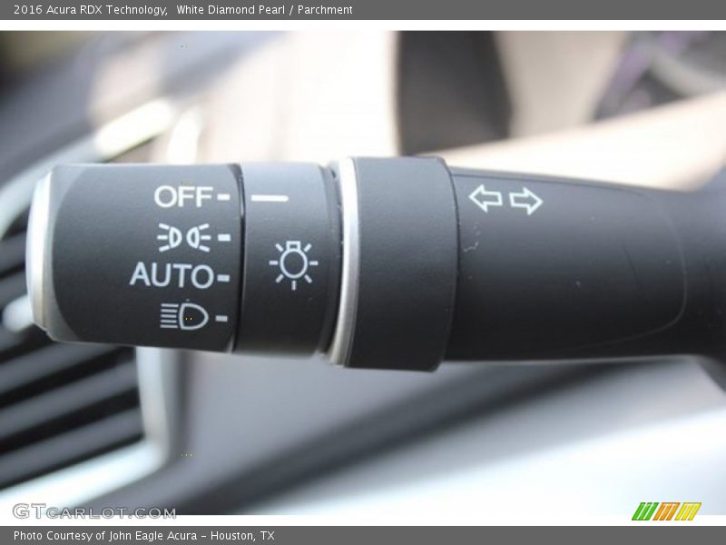 White Diamond Pearl / Parchment 2016 Acura RDX Technology