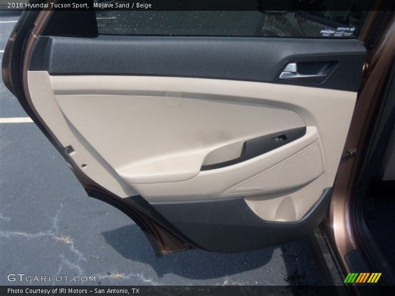 Mojave Sand / Beige 2016 Hyundai Tucson Sport