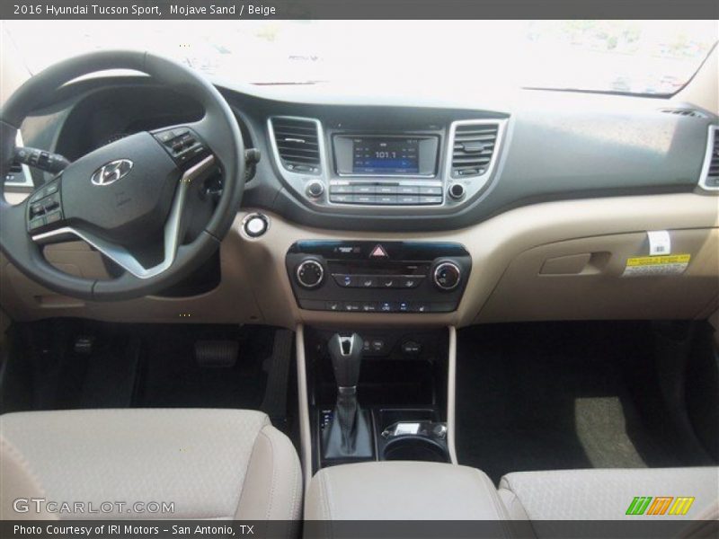 Mojave Sand / Beige 2016 Hyundai Tucson Sport