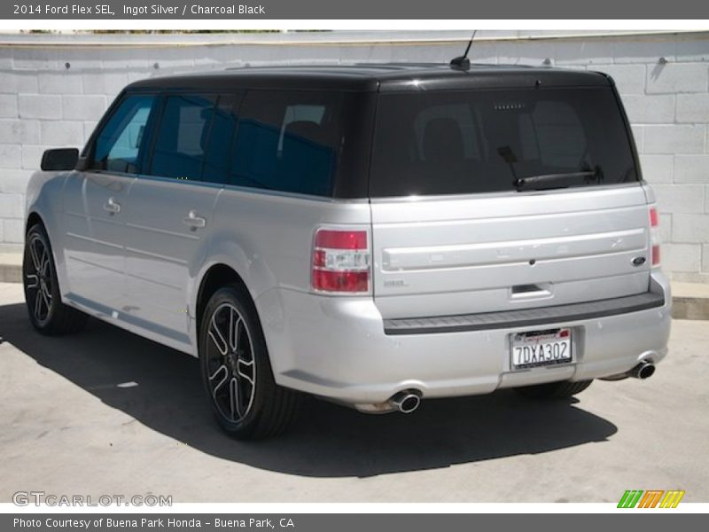 Ingot Silver / Charcoal Black 2014 Ford Flex SEL