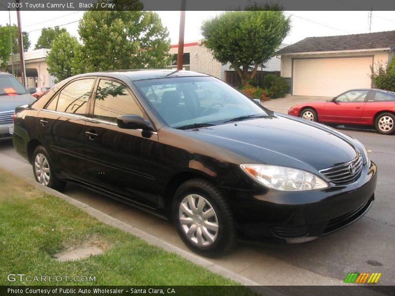 Black / Gray 2005 Toyota Camry LE