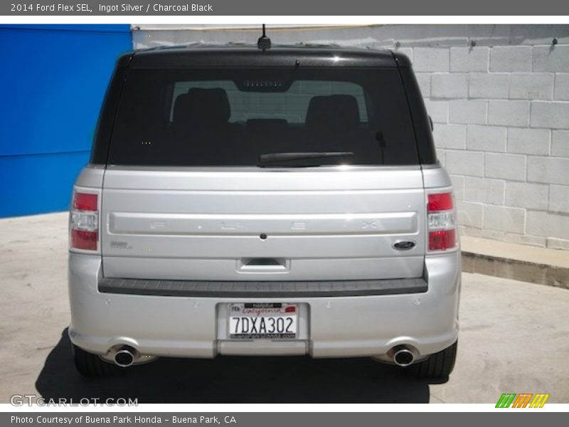 Ingot Silver / Charcoal Black 2014 Ford Flex SEL