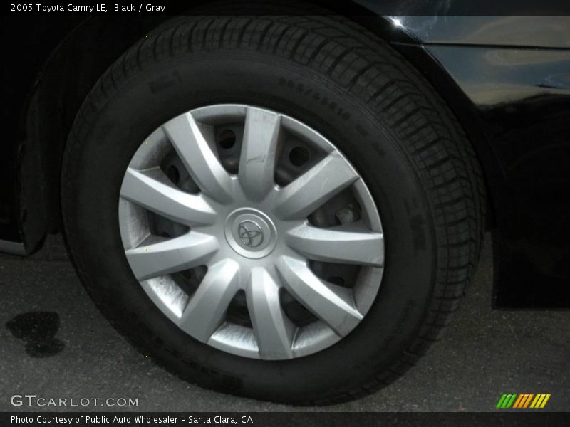 Black / Gray 2005 Toyota Camry LE