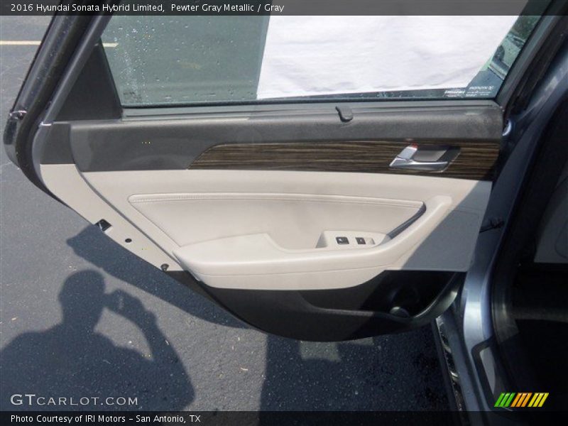 Pewter Gray Metallic / Gray 2016 Hyundai Sonata Hybrid Limited