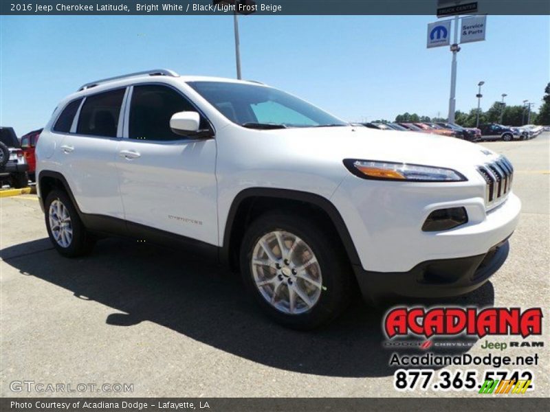 Bright White / Black/Light Frost Beige 2016 Jeep Cherokee Latitude