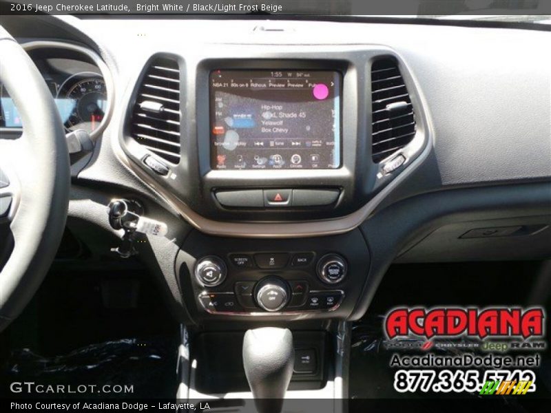 Bright White / Black/Light Frost Beige 2016 Jeep Cherokee Latitude