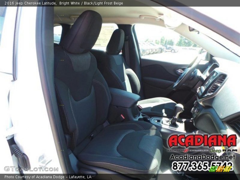 Bright White / Black/Light Frost Beige 2016 Jeep Cherokee Latitude