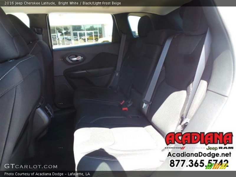Bright White / Black/Light Frost Beige 2016 Jeep Cherokee Latitude
