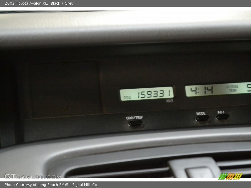Black / Grey 2002 Toyota Avalon XL