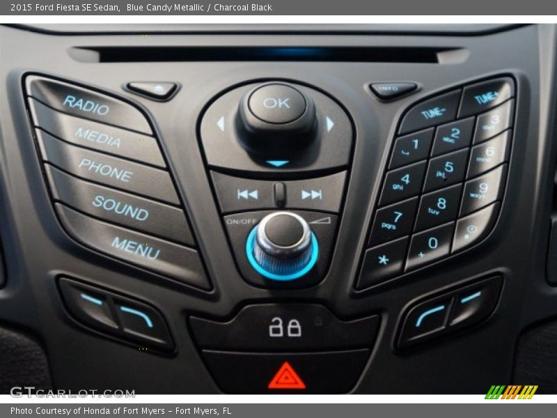 Blue Candy Metallic / Charcoal Black 2015 Ford Fiesta SE Sedan