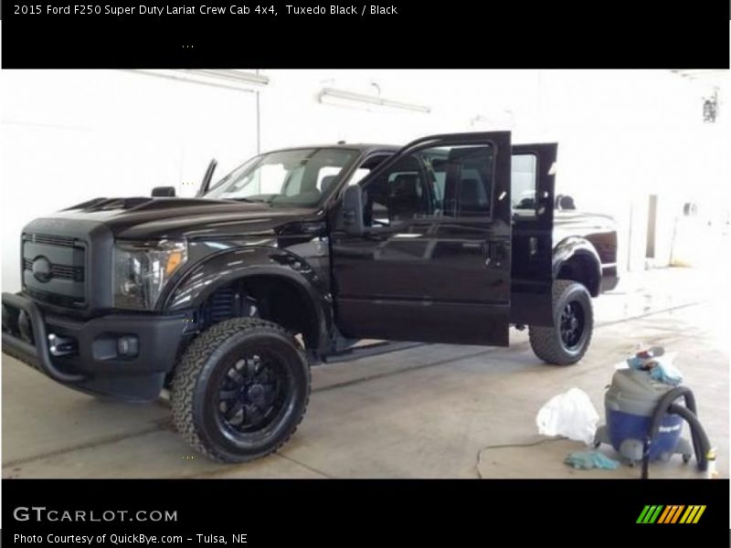 Tuxedo Black / Black 2015 Ford F250 Super Duty Lariat Crew Cab 4x4