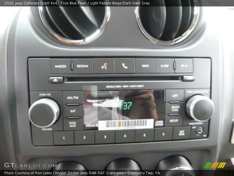 Controls of 2016 Compass Sport 4x4