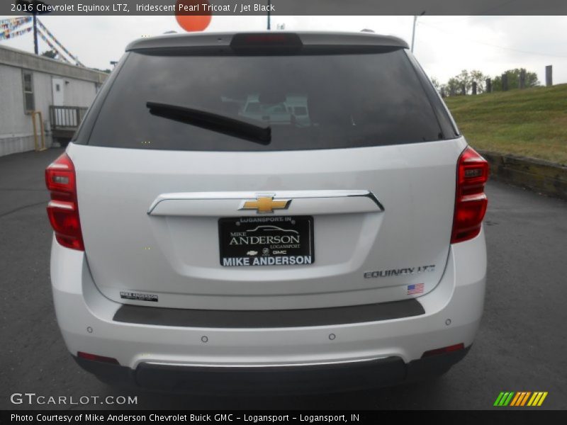 Iridescent Pearl Tricoat / Jet Black 2016 Chevrolet Equinox LTZ