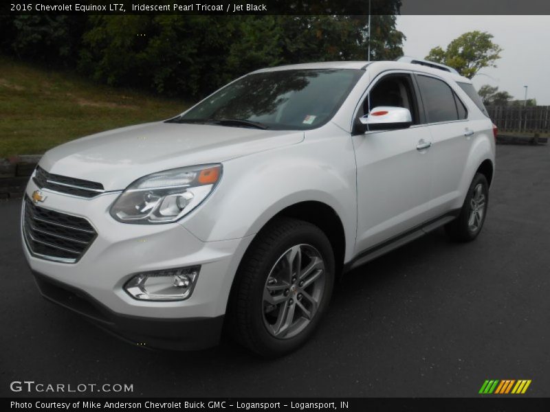 Iridescent Pearl Tricoat / Jet Black 2016 Chevrolet Equinox LTZ