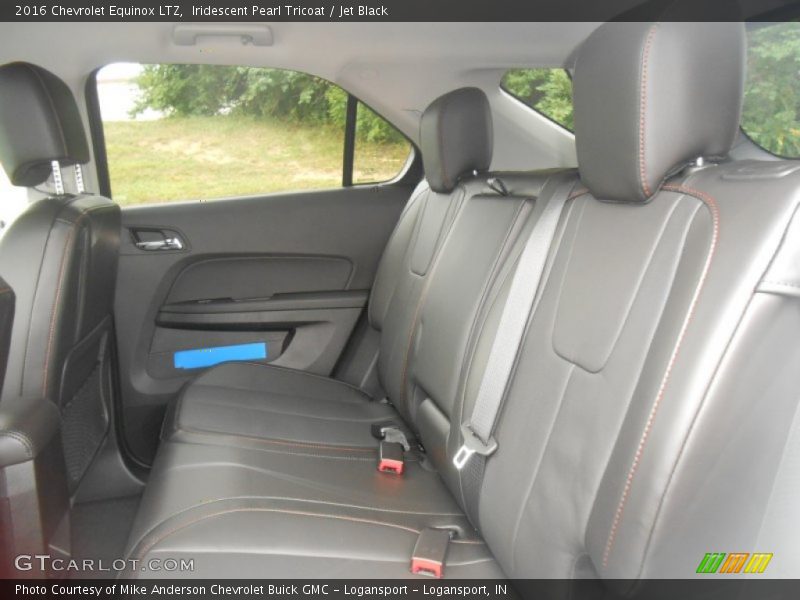 Iridescent Pearl Tricoat / Jet Black 2016 Chevrolet Equinox LTZ