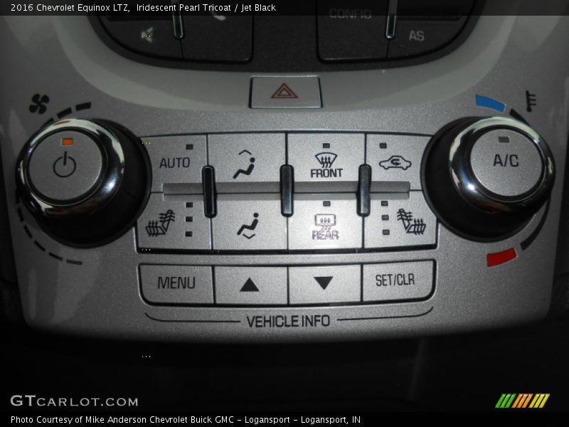 Iridescent Pearl Tricoat / Jet Black 2016 Chevrolet Equinox LTZ