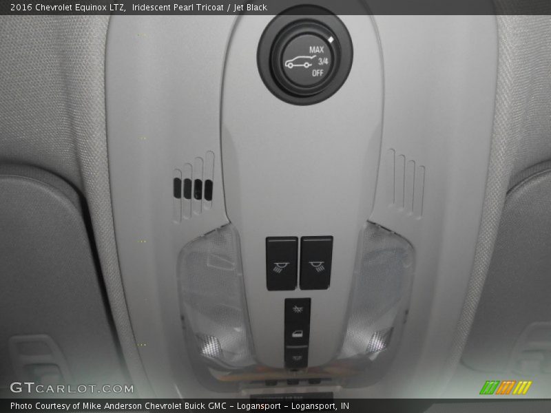 Iridescent Pearl Tricoat / Jet Black 2016 Chevrolet Equinox LTZ