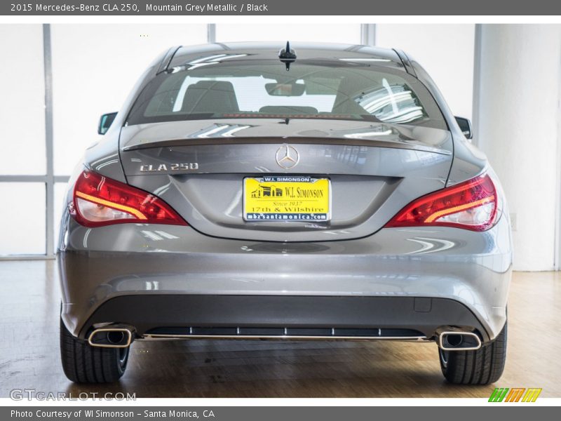 Mountain Grey Metallic / Black 2015 Mercedes-Benz CLA 250