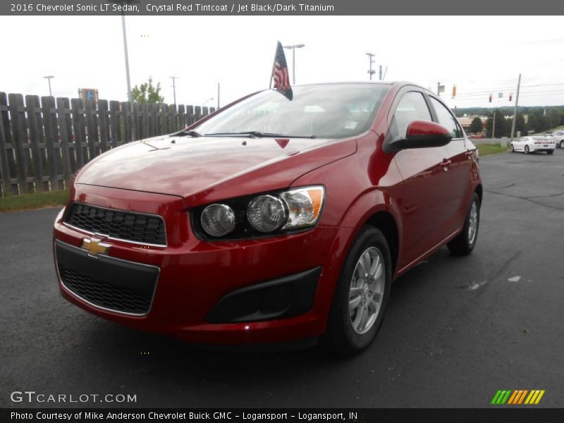 Front 3/4 View of 2016 Sonic LT Sedan