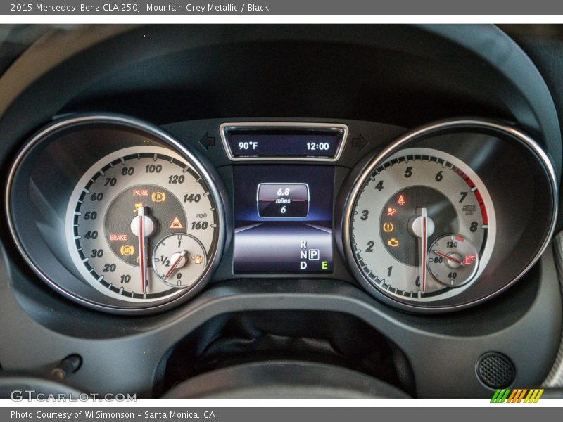 Mountain Grey Metallic / Black 2015 Mercedes-Benz CLA 250