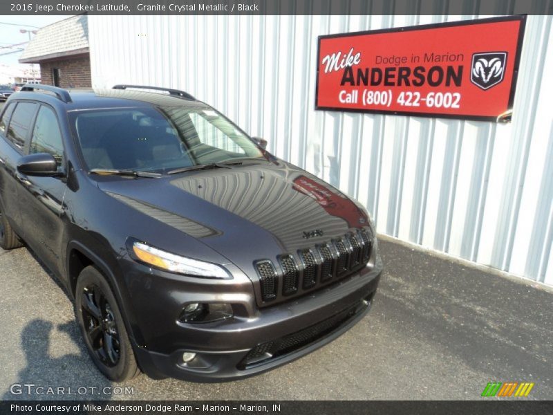 Granite Crystal Metallic / Black 2016 Jeep Cherokee Latitude
