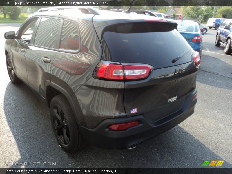 Granite Crystal Metallic / Black 2016 Jeep Cherokee Latitude