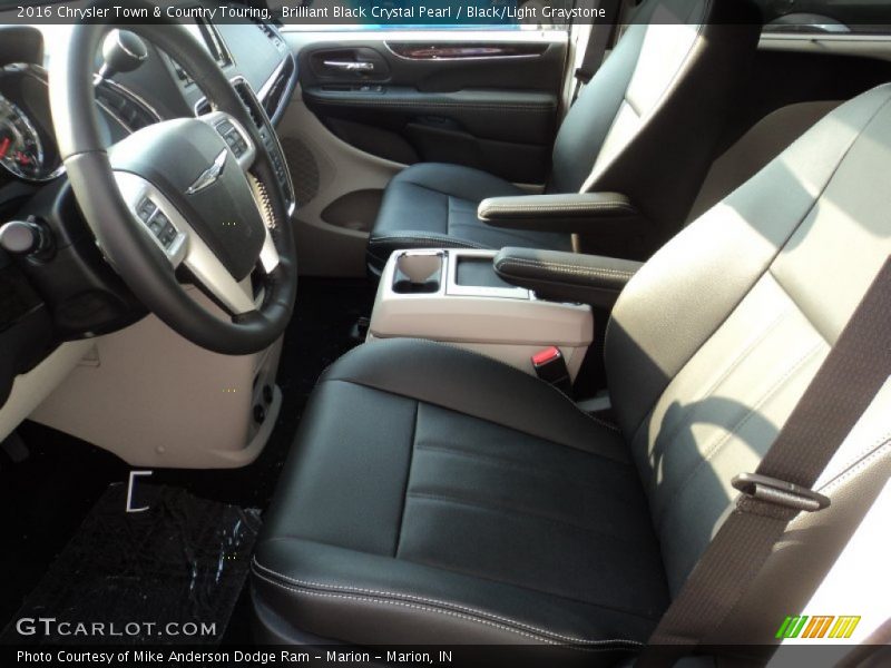 Brilliant Black Crystal Pearl / Black/Light Graystone 2016 Chrysler Town & Country Touring