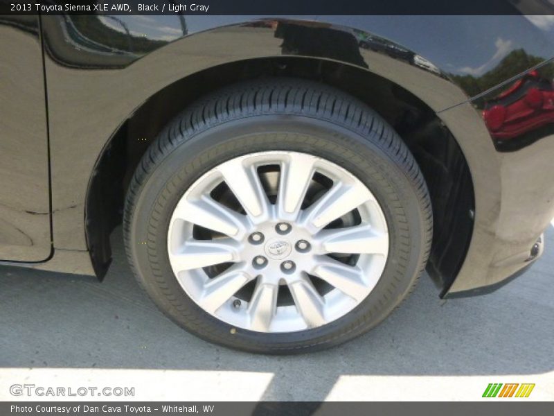Black / Light Gray 2013 Toyota Sienna XLE AWD