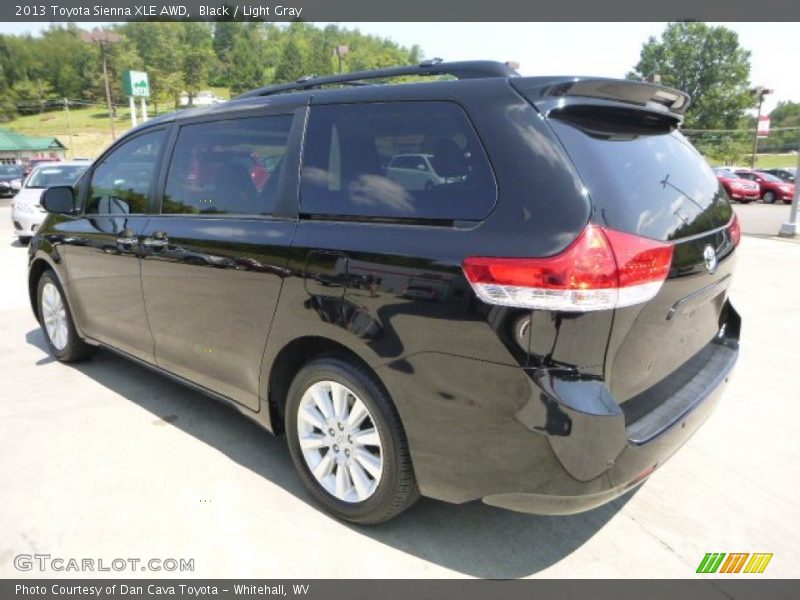 Black / Light Gray 2013 Toyota Sienna XLE AWD