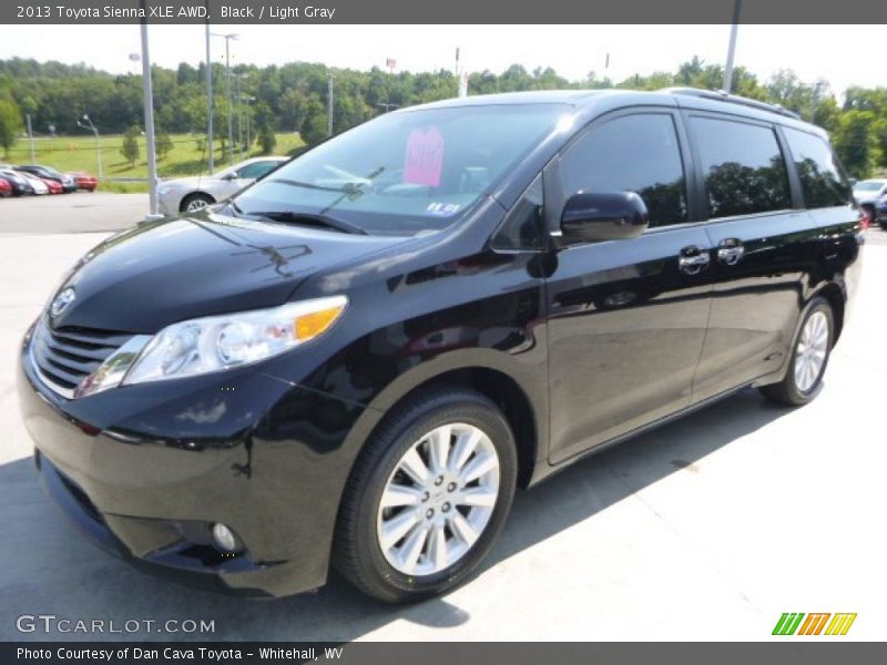 Black / Light Gray 2013 Toyota Sienna XLE AWD