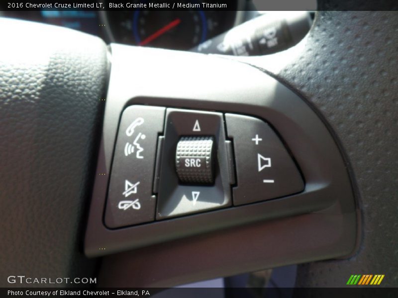 Black Granite Metallic / Medium Titanium 2016 Chevrolet Cruze Limited LT