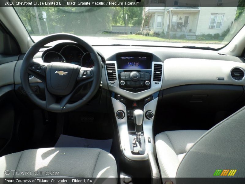 Black Granite Metallic / Medium Titanium 2016 Chevrolet Cruze Limited LT