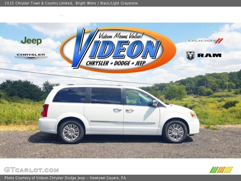 Bright White / Black/Light Graystone 2015 Chrysler Town & Country Limited