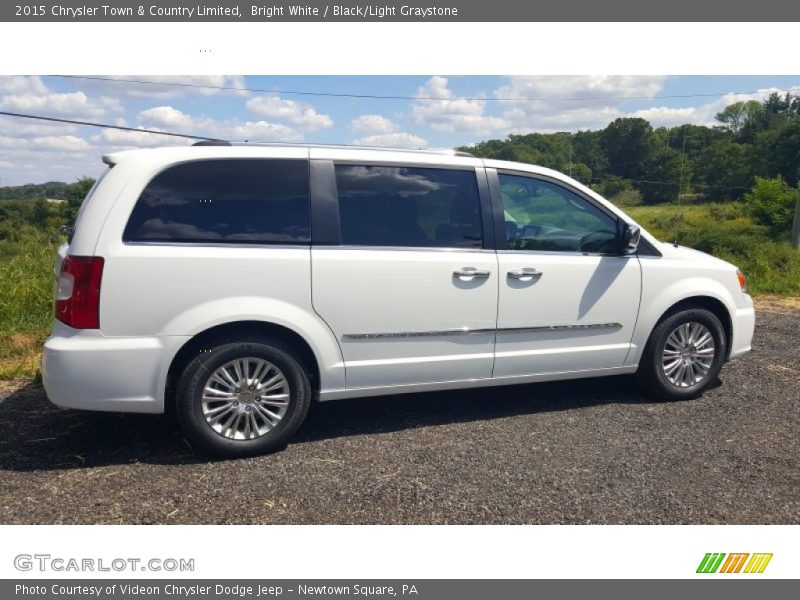 Bright White / Black/Light Graystone 2015 Chrysler Town & Country Limited